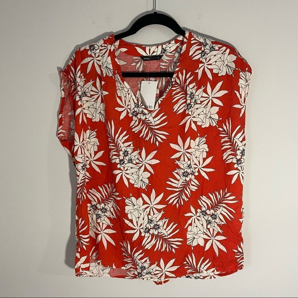 DeFacto Women’s Sleeveless V Neck Orange White Flower Printed Blouse
